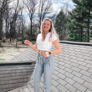 Meet your Posher, Kelly